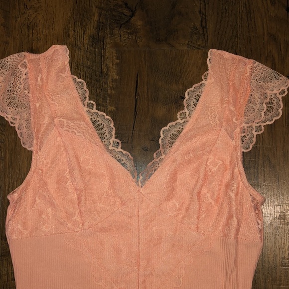 NWOT Lace peach bodysuit - Picture 2 of 13